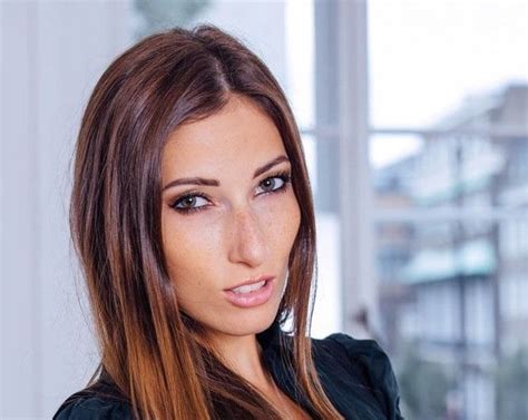 Cléa Gaultier official (@cleagaultier.